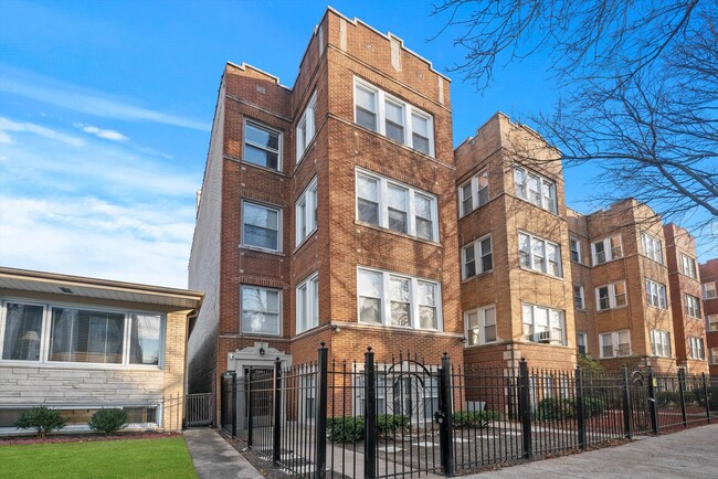 2629 N Ridgeway Ave in Chicago, IL - Building Photo - Building Photo