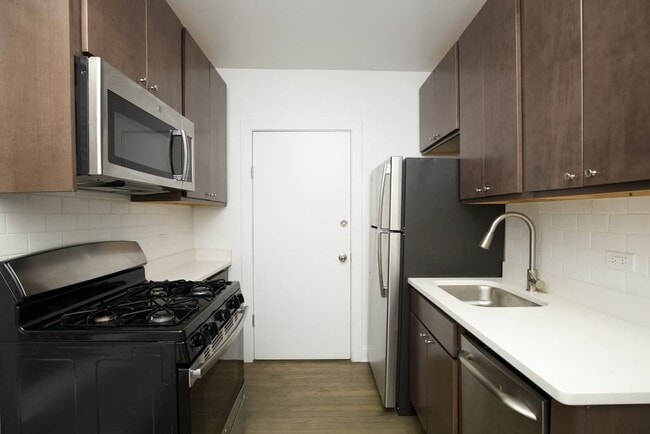 2641 N Spaulding Ave in Chicago, IL - Building Photo - Building Photo