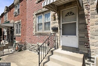 2219 Ardmore Ave in Drexel Hill, PA - Building Photo - Building Photo