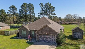 181 Red Springs Rd in Texarkana, TX - Building Photo