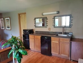 1527 Prairie St in Aurora, IL - Building Photo - Building Photo