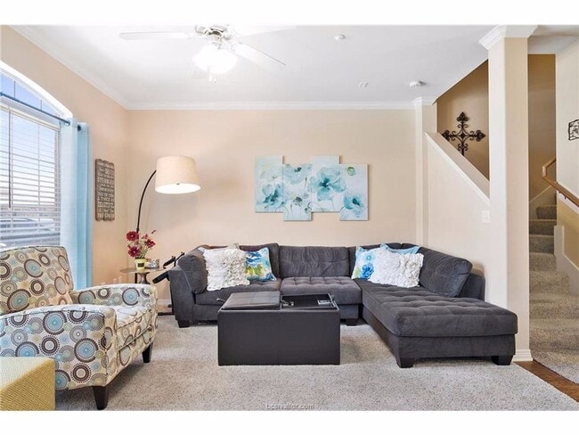 305 Holleman Dr E in College Station, TX - Building Photo - Building Photo