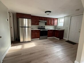 102-104 Cherry St in Whitman, MA - Building Photo - Building Photo