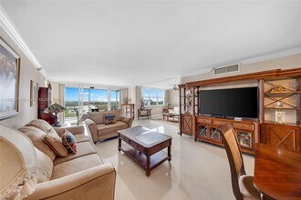 3095 N Course Dr in Pompano Beach, FL - Building Photo - Building Photo