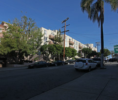 CAR - 511 Carondelet Apartments