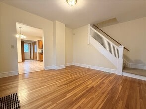 238 B Glenwood Ave in Elmira Heights, NY - Building Photo - Building Photo