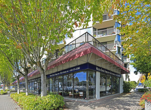 Bayview Place in White Rock, BC - Building Photo - Building Photo