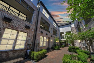 6072 Kansas St in Houston, TX - Building Photo - Building Photo