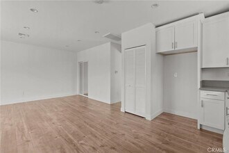 6502 Matilija Ave in Los Angeles, CA - Building Photo - Building Photo
