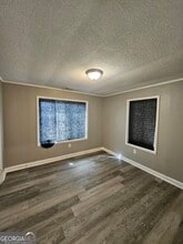 521 Meriwether St in Griffin, GA - Building Photo - Building Photo