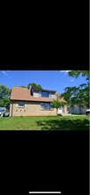 5126 N 108th St in Milwaukee, WI - Building Photo - Building Photo