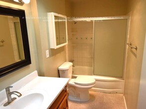 2155 N 155th St in Shoreline, WA - Building Photo - Building Photo