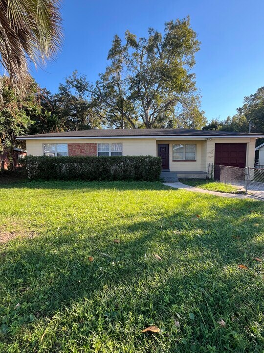 5476 Commonwealth Ave in Jacksonville, FL - Building Photo