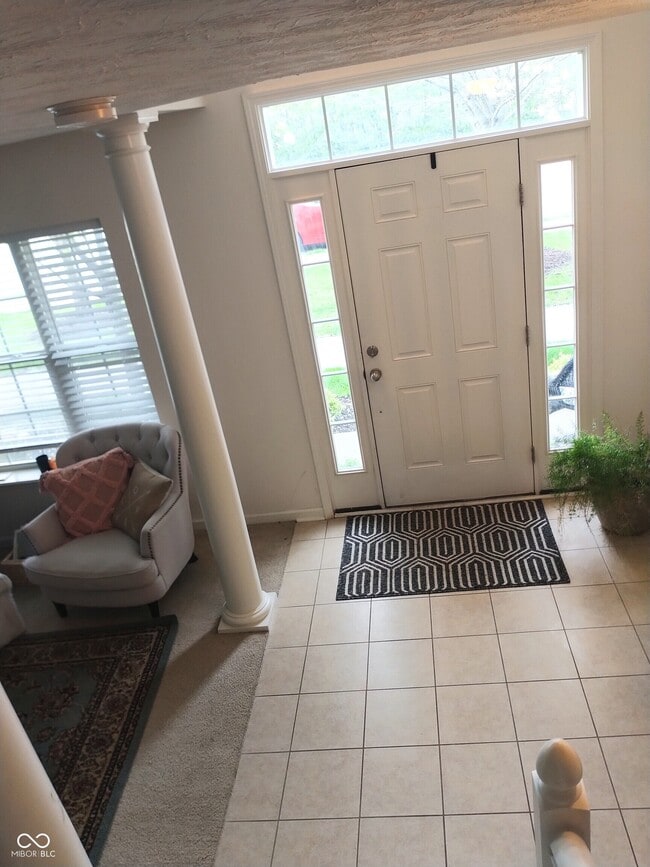 11515 Reagan Dr in Fishers, IN - Building Photo - Building Photo