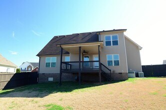 2844 Brewster Drive in Clarksville, TN - Building Photo - Building Photo