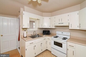 254 Morris St in Phoenixville, PA - Building Photo - Building Photo