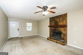 5850 Bearing Way in College Park, GA - Building Photo - Building Photo