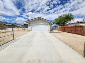 6442 Smoketree Ave in Twentynine Palms, CA - Building Photo - Building Photo