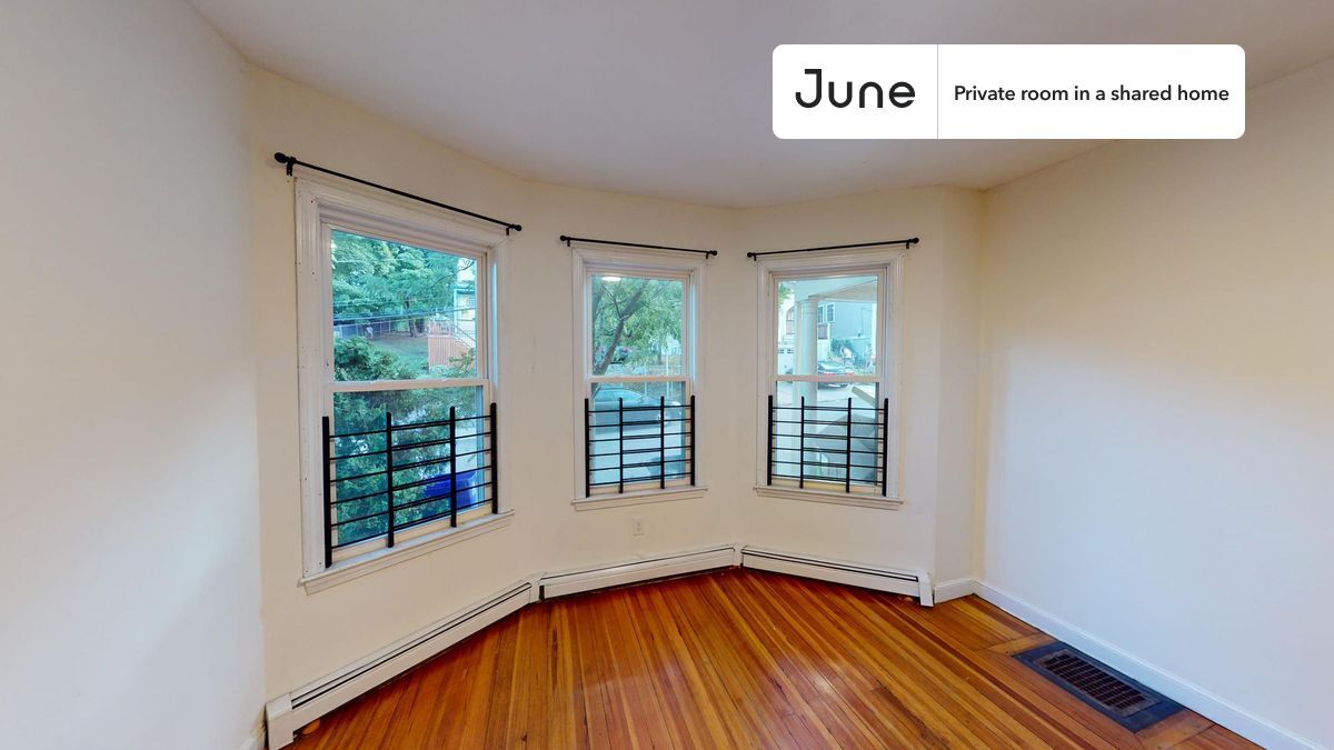 Private bedroom in 4 bed/1.5 bath Home in Boston, MA - Building Photo