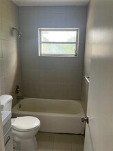 6817 SW 10th St in Pembroke Pines, FL - Building Photo - Building Photo