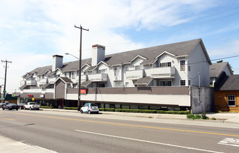 Northpark Village Apartments in Seattle, WA - Building Photo - Building Photo