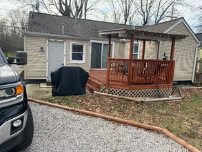 246 Park Rd in Painesville, OH - Building Photo - Building Photo