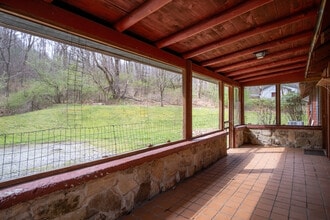 2859 Hannah Ford Rd in Brevard, NC - Building Photo - Building Photo