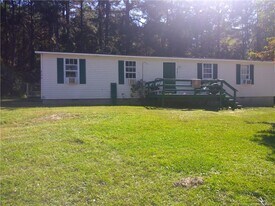 618 Dashland Dr in Fayetteville, NC - Building Photo