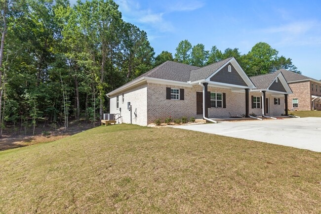 921 Logan Ct in Auburn, AL - Building Photo - Building Photo