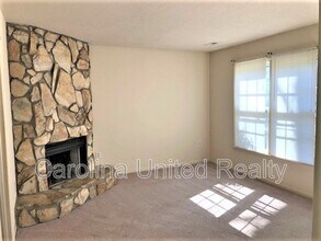 7818 Surreywood Pl in Charlotte, NC - Building Photo - Building Photo