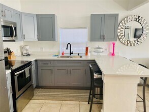 5504 NW 3rd Ave in Miami, FL - Building Photo - Building Photo