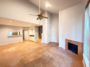 2601 S Braeswood Blvd in Houston, TX - Building Photo - Building Photo