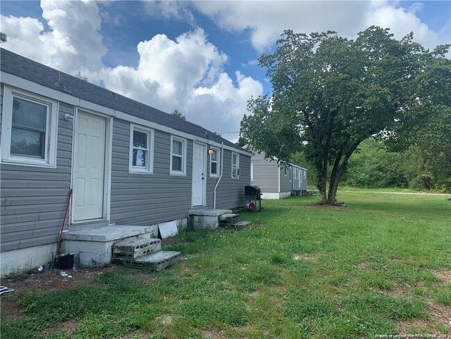 603 Pate St in Spring Lake, NC - Building Photo - Building Photo
