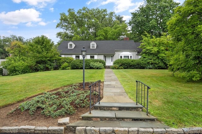 property at 98 Brookby Rd