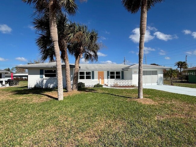 property at 1790 Loralin Dr