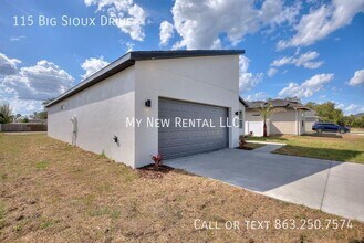 115 Big Sioux Dr in Poinciana, FL - Foto de edificio - Building Photo