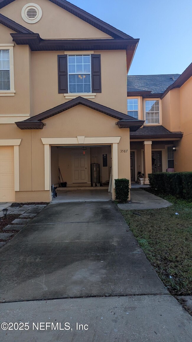 3587 Hartsfield Forest Cir in Jacksonville, FL - Building Photo - Building Photo