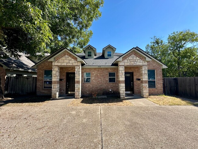 property at 2018 S 8th St
