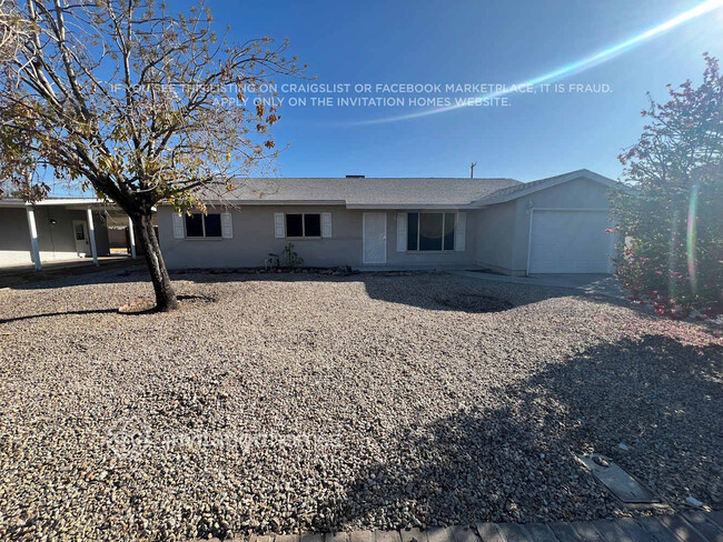 31 S Sahuaro Dr