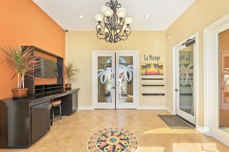 La Mirage in Victorville, CA - Foto de edificio - Building Photo