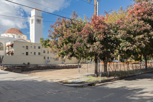 14 N in Sacramento, CA - Building Photo - Building Photo