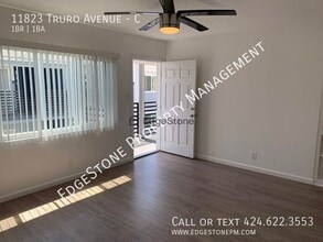 11823 Truro Ave in Hawthorne, CA - Building Photo - Building Photo