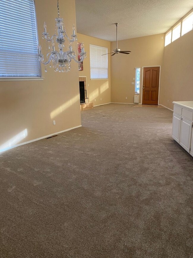 5919 Cubero Dr NE in Albuquerque, NM - Building Photo - Building Photo