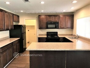 19421 N 21st Dr in Phoenix, AZ - Building Photo - Building Photo