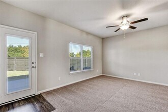 101 Mount Vernon Way in Liberty Hill, TX - Building Photo - Building Photo