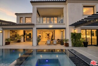 20124 Piccadilly Ln in Los Angeles, CA - Building Photo - Building Photo