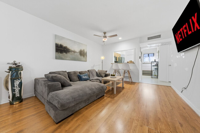 5057 Les Chateaux Dr, Unit 245