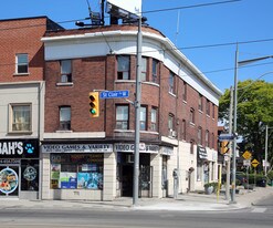 1038 St Clair Ave W in Toronto, ON - Building Photo