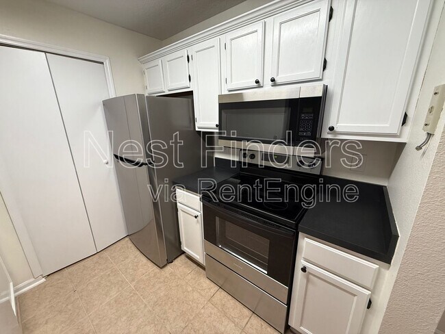 7701 Timberlin Park Blvd in Jacksonville, FL - Building Photo - Building Photo