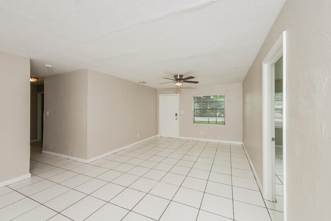 3401 NW 18th Pl in Lauderhill, FL - Building Photo - Building Photo